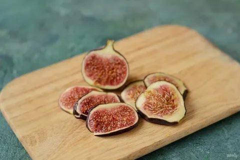 فروش انجیر خشک ورقه ای + قیمت خرید به صرفه